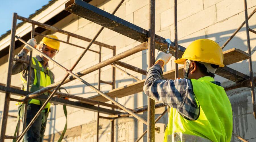Professional fairlawn roofing services in Coaldale, CO